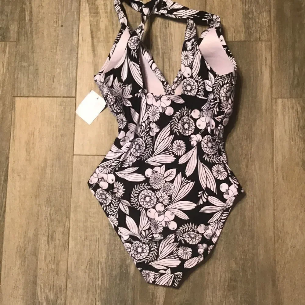 La Blanca floral swimsuit.  NWOT